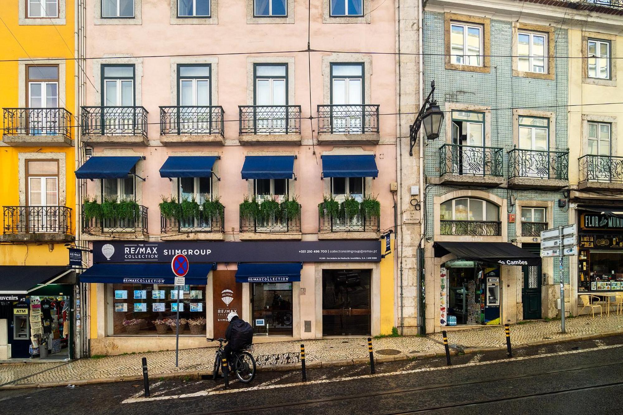 Whome Timeless Elegance In Chiado With Ac Apartment Lissabon